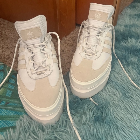 Adidas Ivy Park size 10.5 - Picture 3 of 11